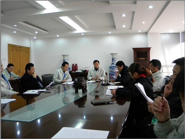 J9.COM股份整个党员十八大心灵进建会