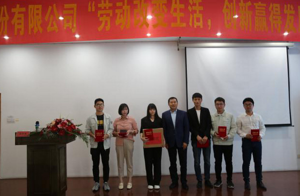 77d030b932a144d5981326f77fbd414b