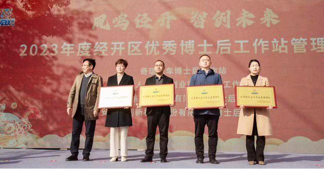 157c9e59daf54de0af51e3fba8ff0180