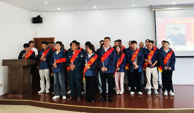 47c0ee29d5f64f30b7d267103bd95217